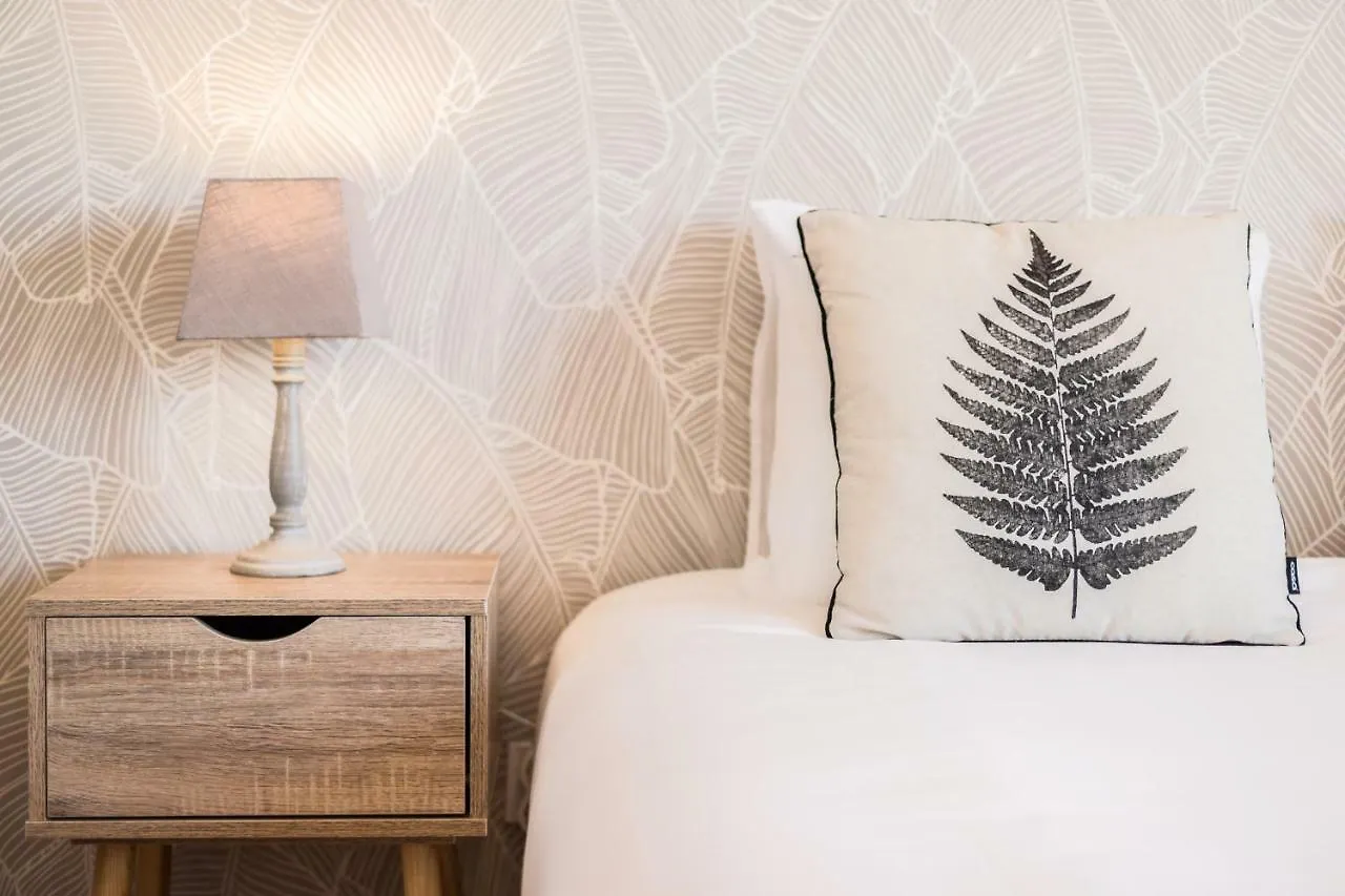 Alfama Vintage Studio Apartment W/ Riverview - By Lu Holidays Lisboa